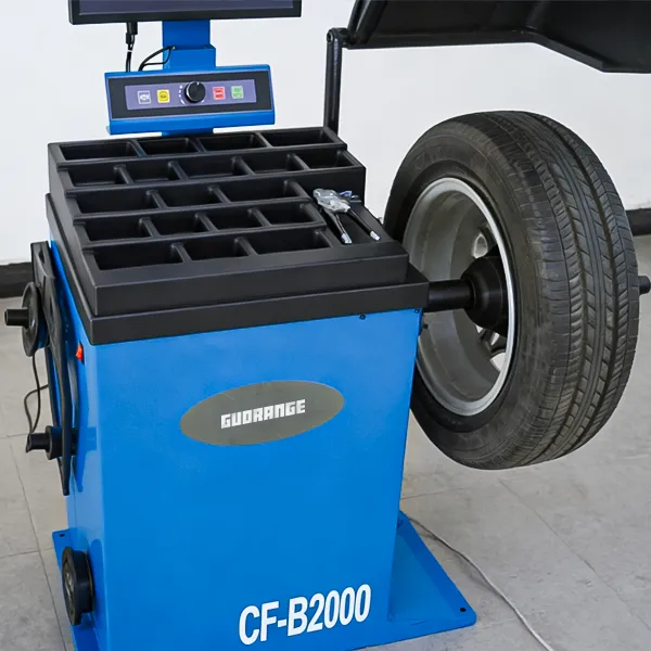 The Heavy-Lift Experts